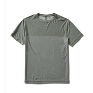 Vuori Grandview Tech Tee Greenish Gray Men’s Large